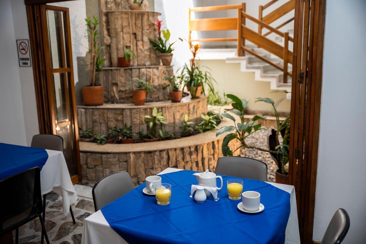 Casa Rosales Ξενοδοχείο Μεντεγίν Εξωτερικό φωτογραφία