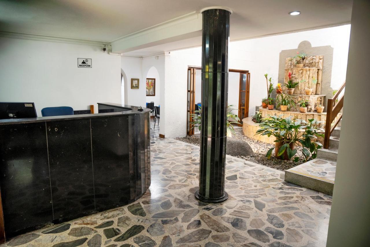 Casa Rosales Ξενοδοχείο Μεντεγίν Εξωτερικό φωτογραφία