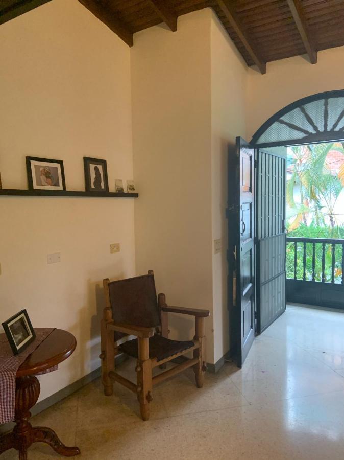 Casa Rosales Ξενοδοχείο Μεντεγίν Εξωτερικό φωτογραφία